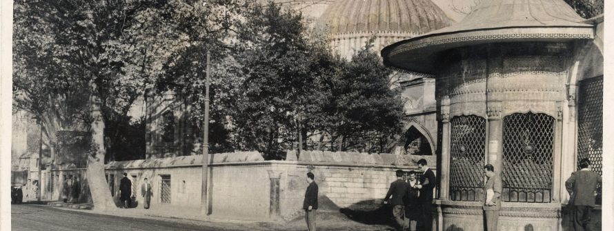 Şehzadebaşı Camii 1958 - Haluk Doğanbey - SALT Araştırma